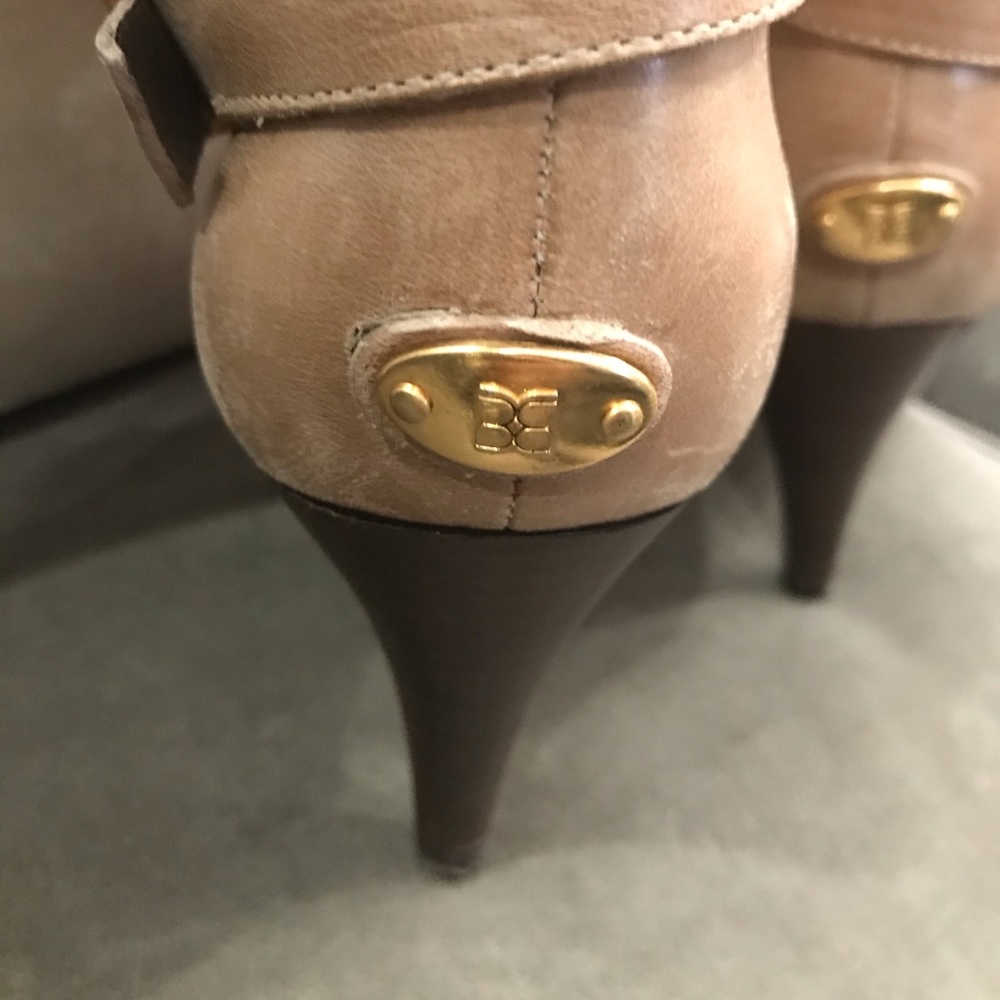 BCBG Beige knee boots - Picture 5 of 8
